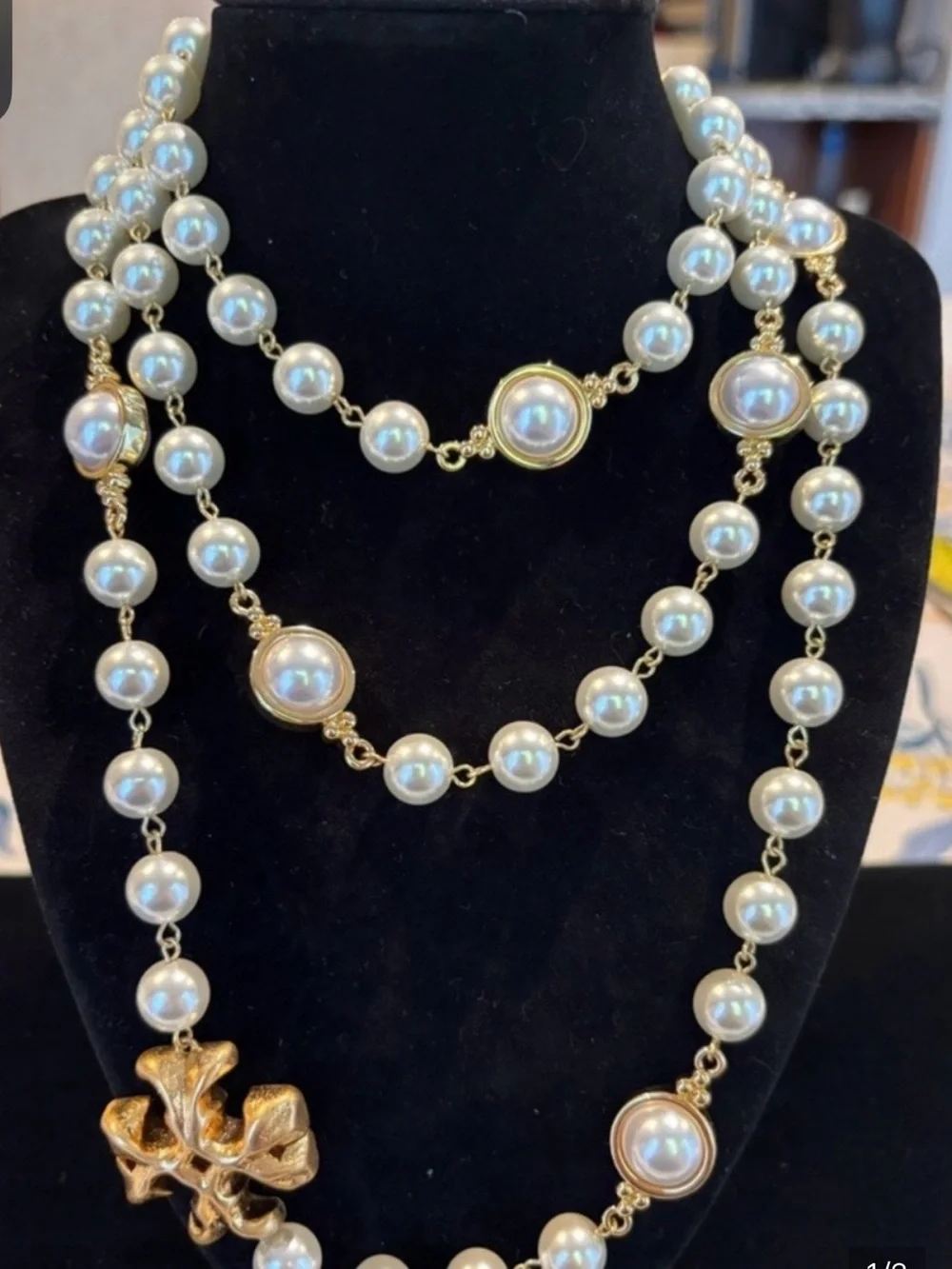 Tory Burch Elegant Gold and Cream Pearl Necklace 26” $395 NWT